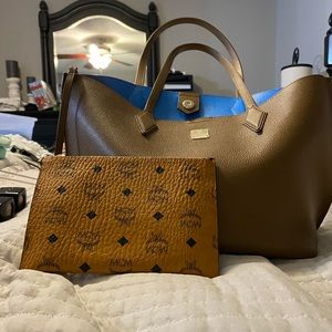 MCM Yris tote 100% authentic
